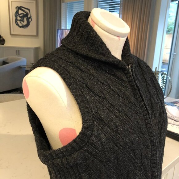 Eddie Bauer Seattle Full Zip Cable Knit Wool Blend Insulated Vest Charcoal Sz M - Picture 5 of 12